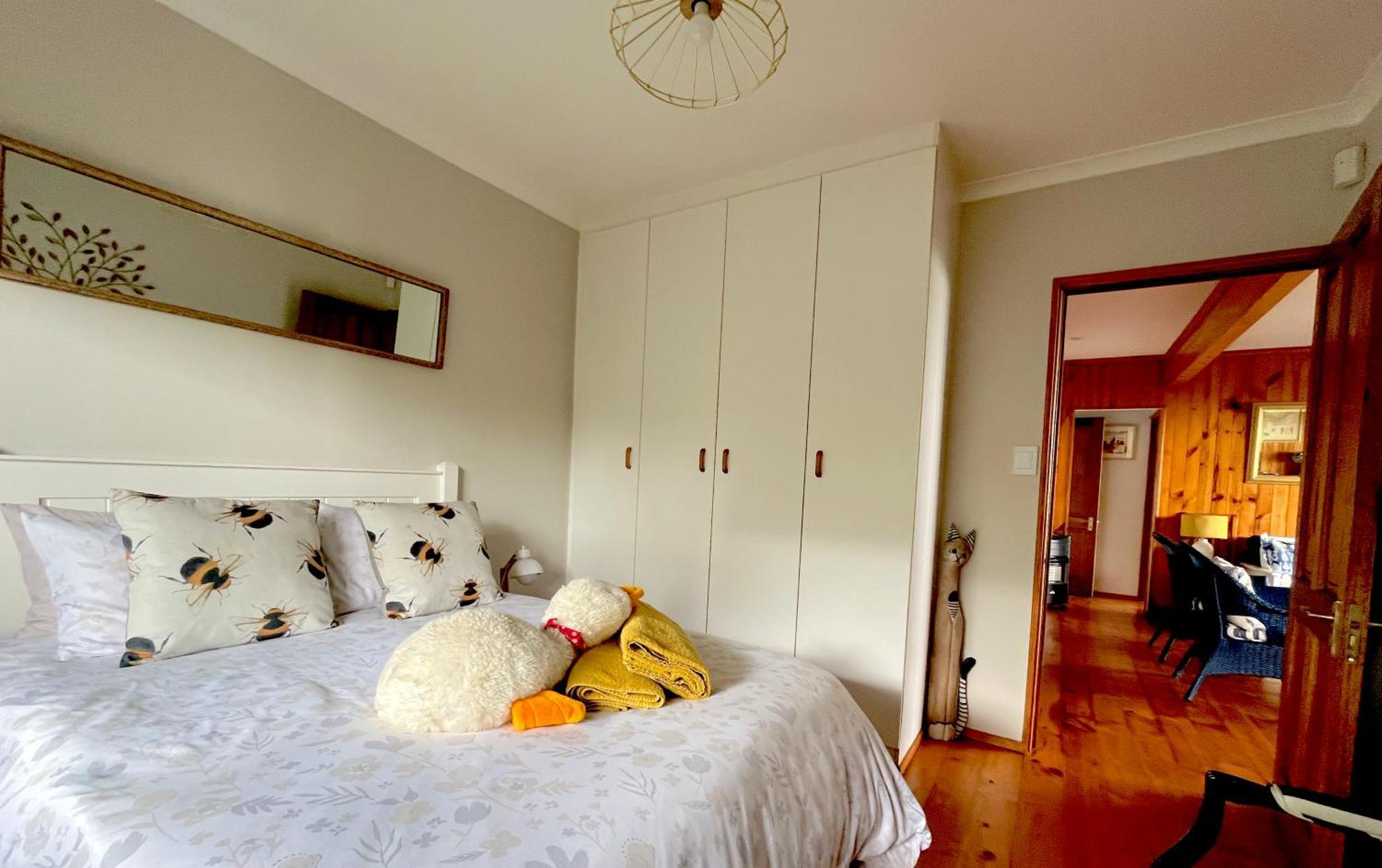 Peaceful Guest Suite With Balcony Views And Garden Setting Brenton-on-Sea Exterior foto